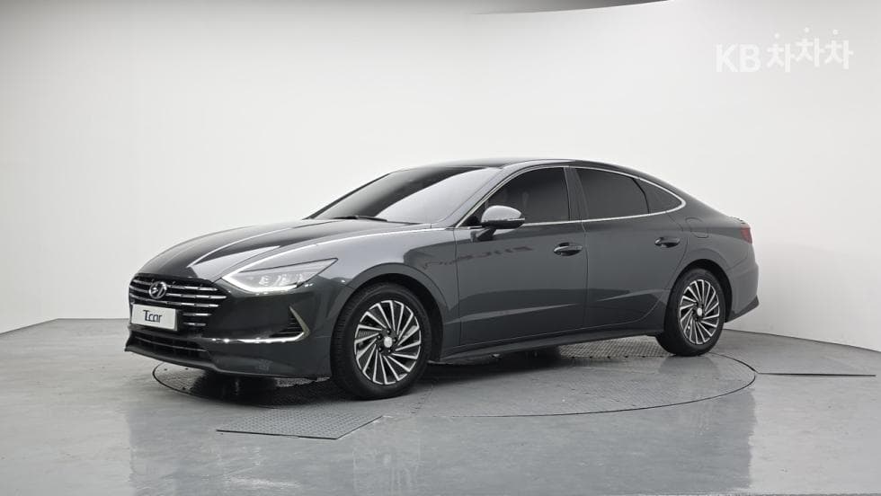 Hyundai Sonata Hybrid (DN8) 2.0 Hybrid Premium Plus - Image 1