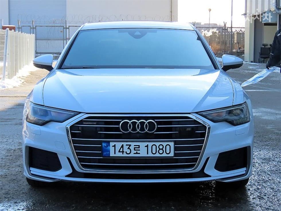 Audi A6(C8) 40 Turbo Diesel Injection Quattro Premium - Image 1
