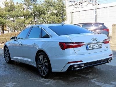 Audi A6(C8)40 Turbo Diesel Injection Quattro Premium - 3