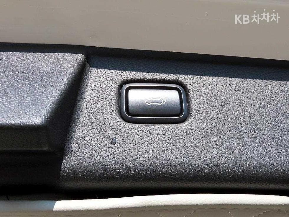 Kia Mohave 더마스터3.0 Diesel 4WD Masters - 16