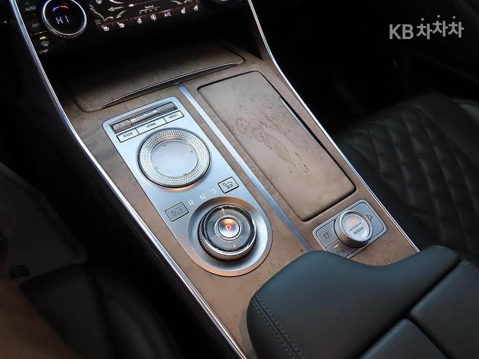 Genesis GV802.5 Turbo Gasoline AWD - 11