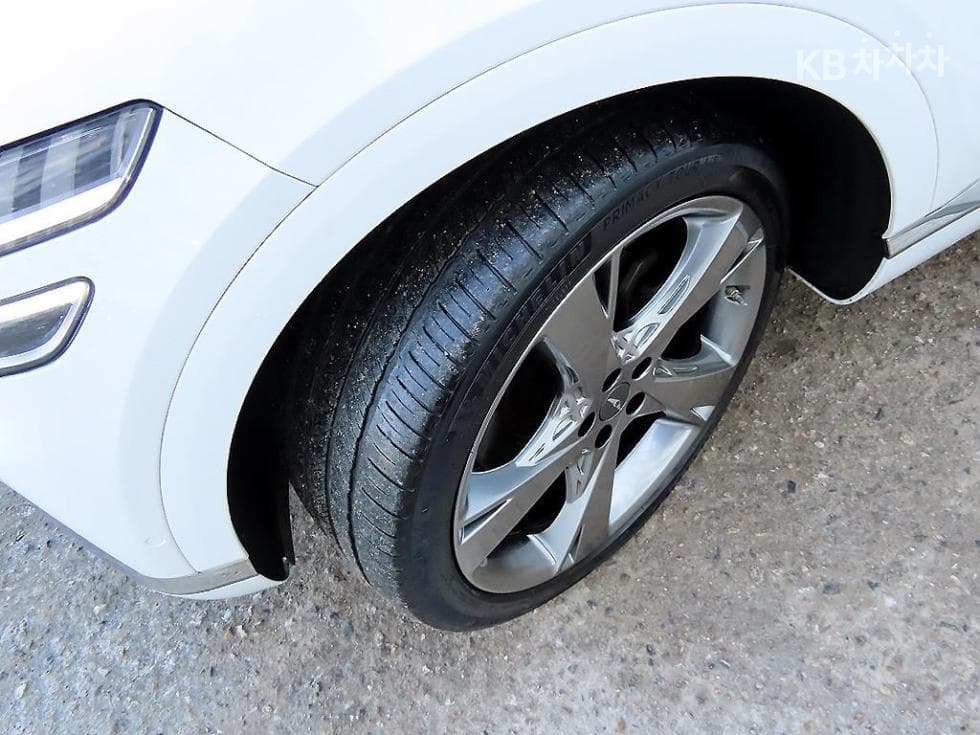 Genesis GV802.5 Turbo Gasoline AWD - 19