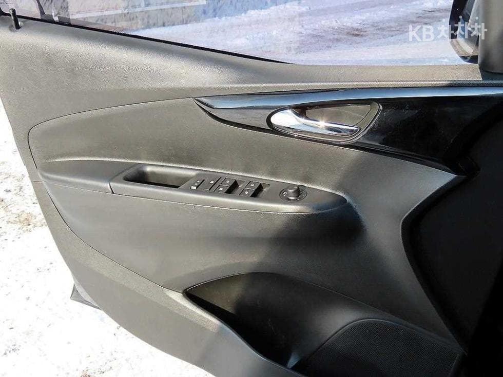 GM Korea The Next SparkLTZ - 11