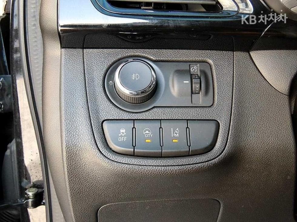 GM Korea The Next SparkLTZ - 12