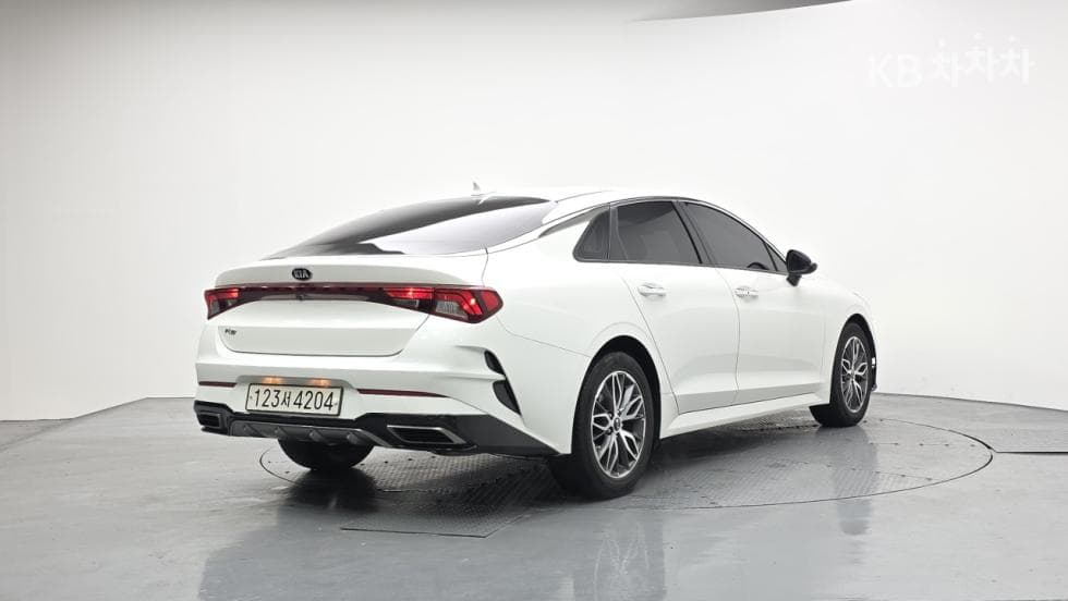 Kia K5 3rd Gen2.0 Gasoline Prestige - 2