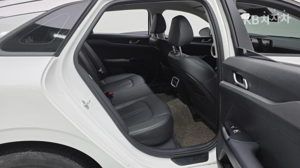 Kia K5 3rd Gen2.0 Gasoline Prestige - 8