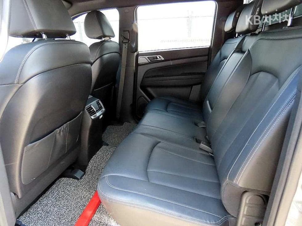 KG Mobility New Rexton 스포츠2.2 AWD 쿨멘 Prestige - 6
