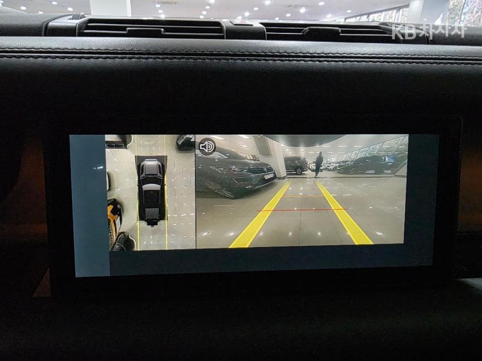 Land Rover 디펜더(L663)110 D300 HSE - 10