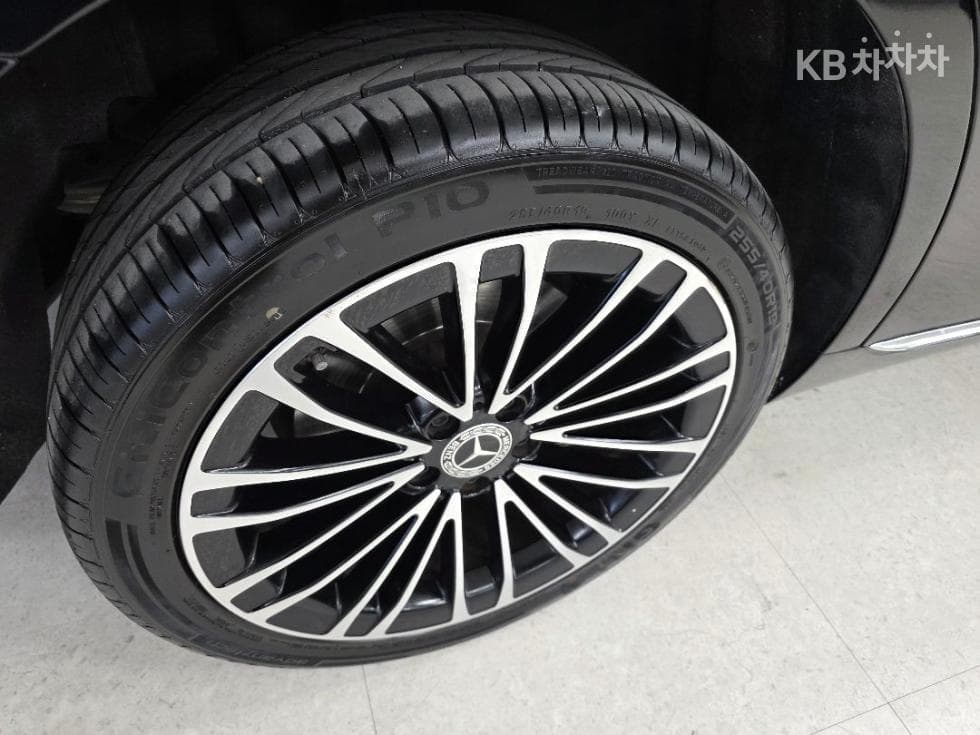 Mercedes-Benz S-Class W223S350d Standard - 20