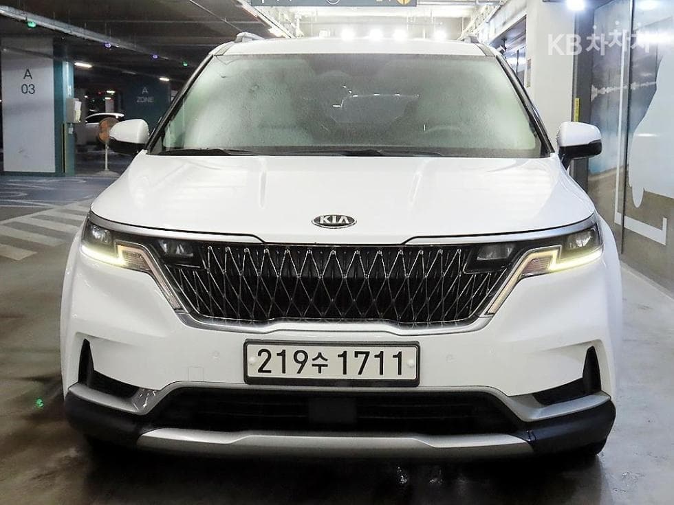 Kia Carnival 4th generationG3.5 GDI 9-seater Prestige - 2