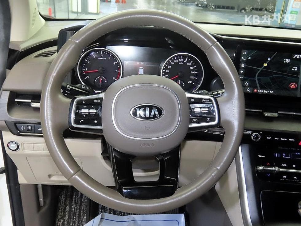 Kia Carnival 4th generationG3.5 GDI 9-seater Prestige - 8