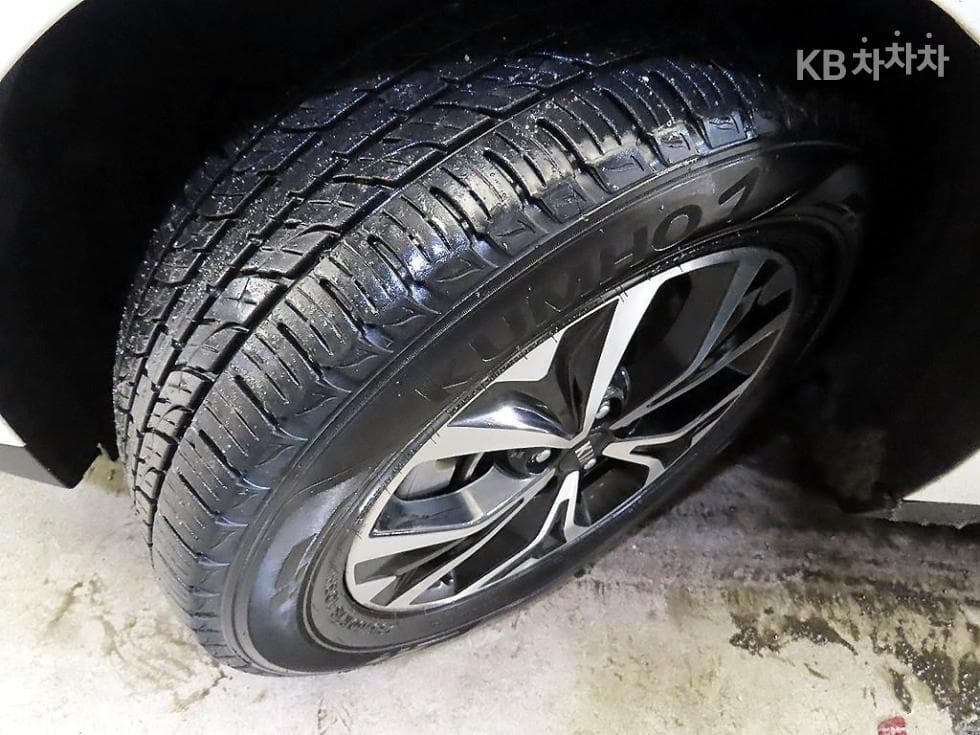 Kia Carnival 4th generationG3.5 GDI 9-seater Prestige - 20