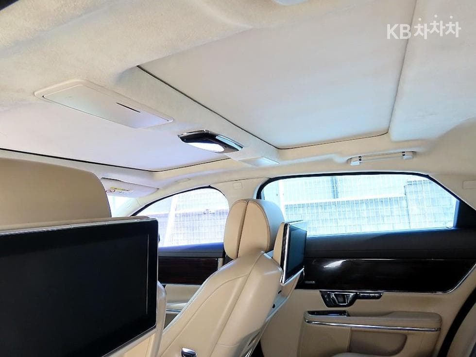 Jaguar All New XJ3.0 SC AWD 포트폴리오 LWB X351 - 17