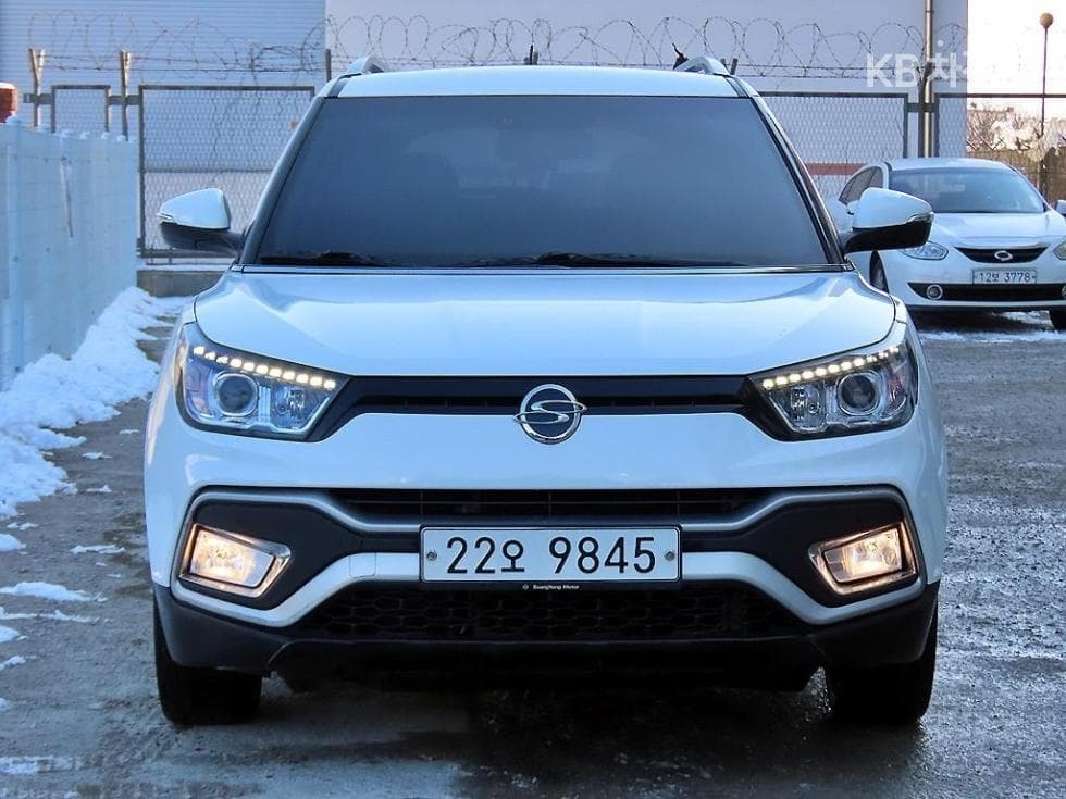 KG Mobility Tivoli AirGasoline 2WD RX