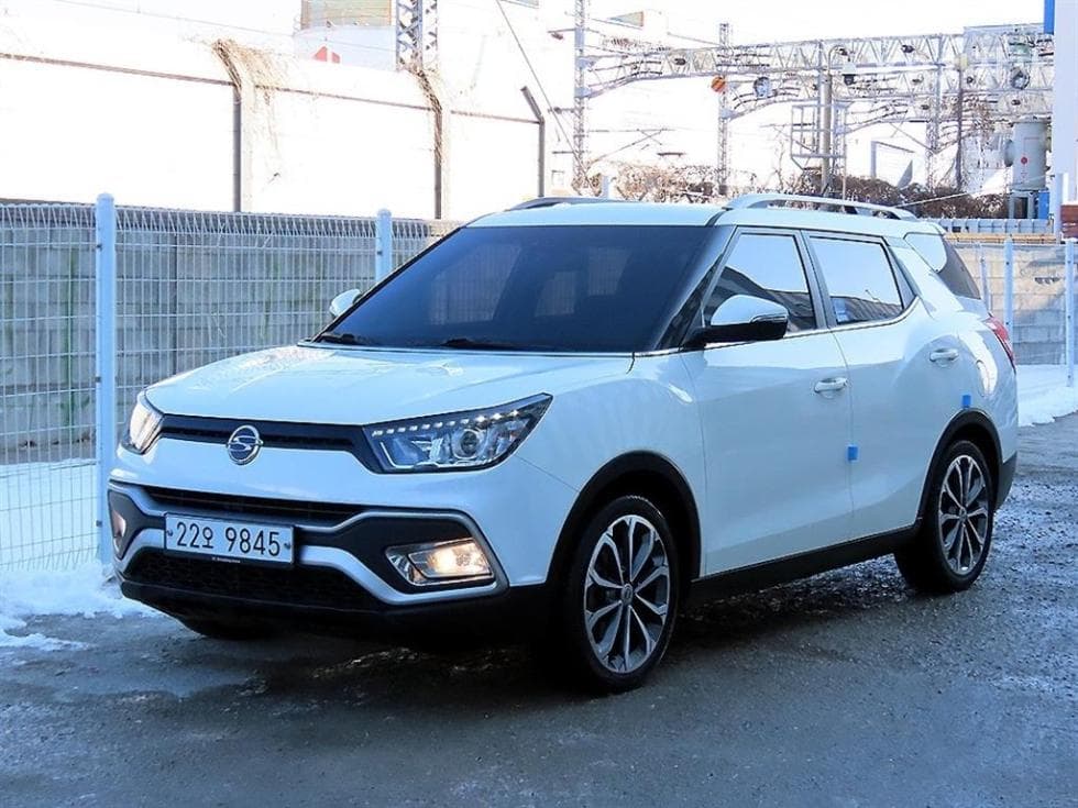 KG Mobility Tivoli Air Gasoline 2WD RX - Image 1