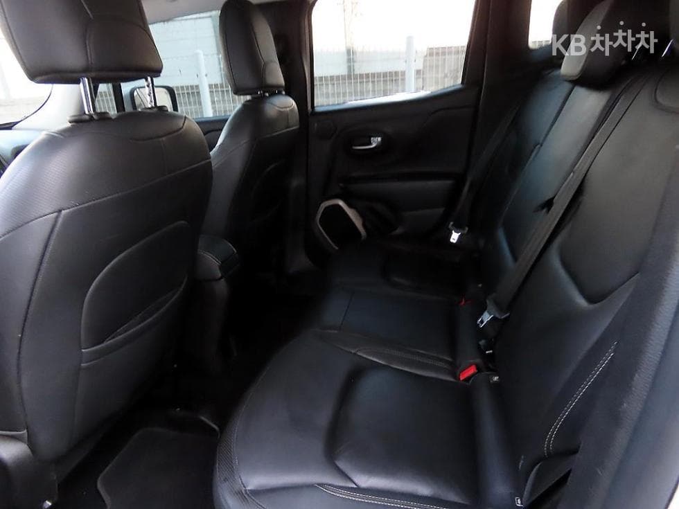 지프 레니게이드2.0 Limited AWD 75th Anniversary Edition - 6