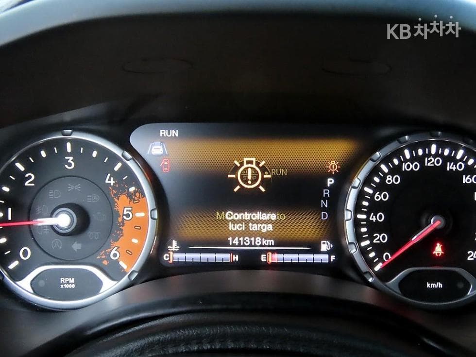 지프 레니게이드2.0 Limited AWD 75th Anniversary Edition - 9