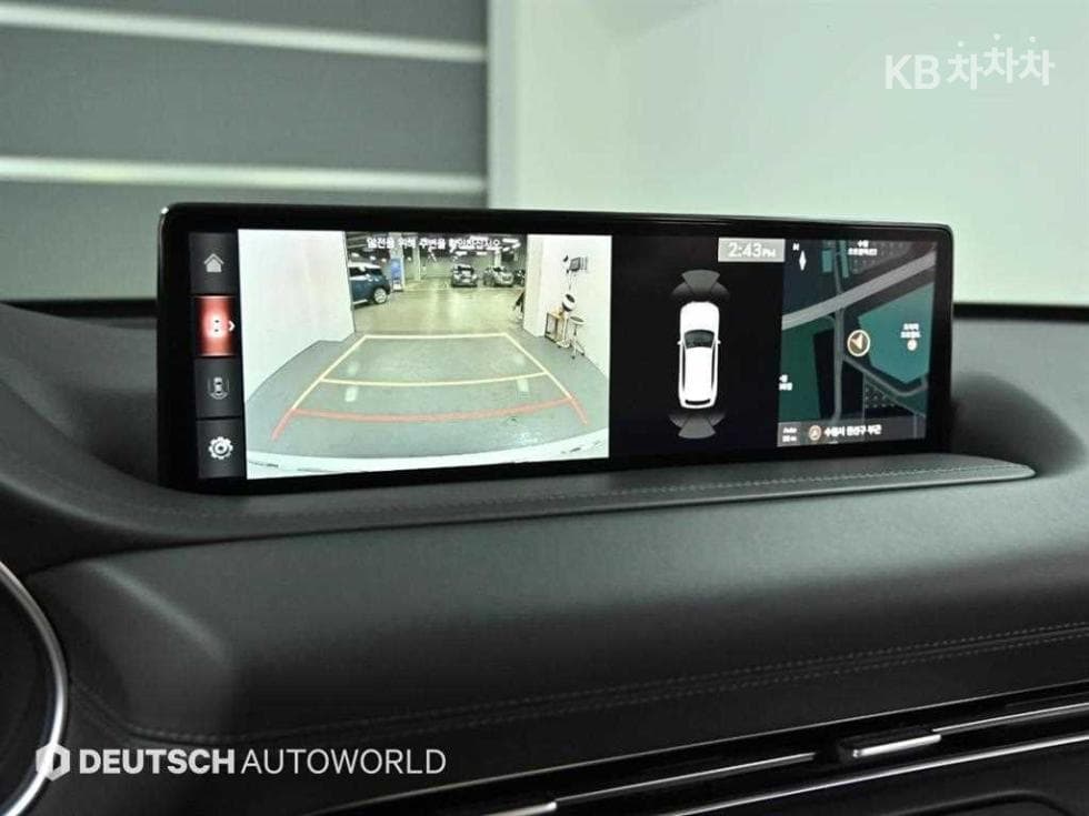 Genesis GV802.5 Turbo Gasoline 2WD - 15