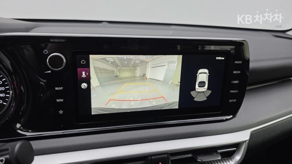 Kia K5 3rd Gen2.0 Gasoline Prestige - 11