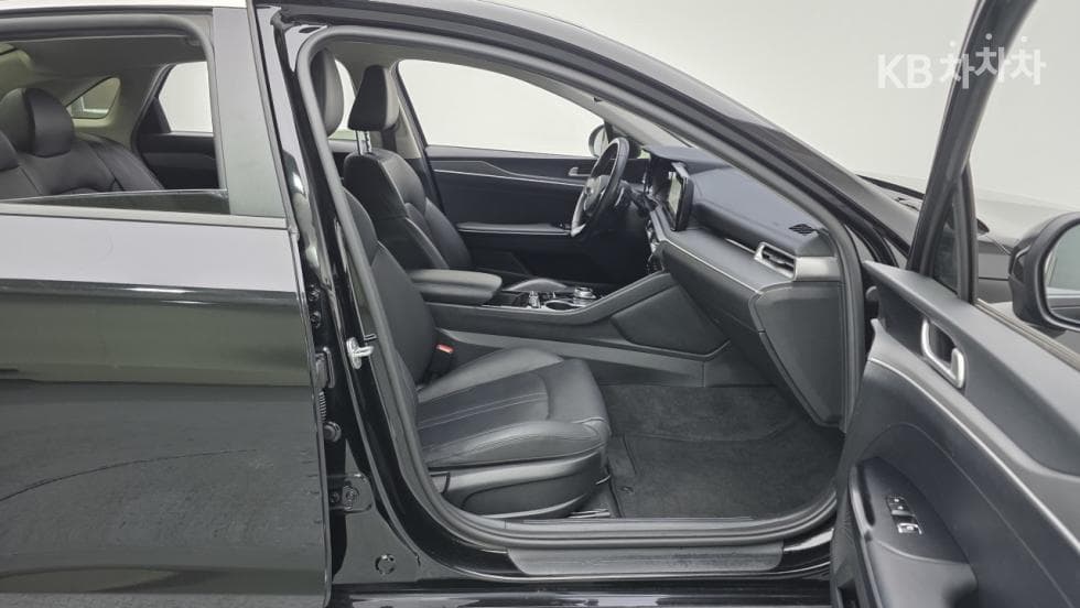 Kia K5 3rd Gen2.0 Gasoline Prestige - 14