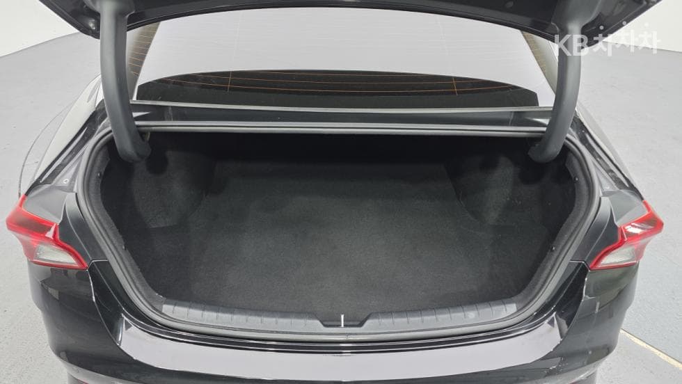 Kia K5 3rd Gen2.0 Gasoline Prestige - 16