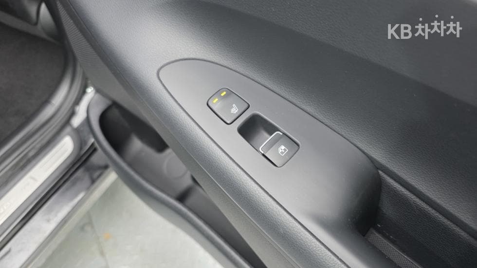 Hyundai The New (facelift) Grandeur (Azera) Hybrid2.4 Premium - 9