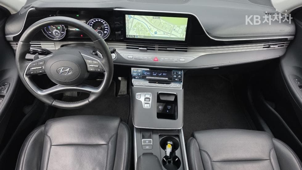 Hyundai The New (facelift) Grandeur (Azera) Hybrid2.4 Premium - 10