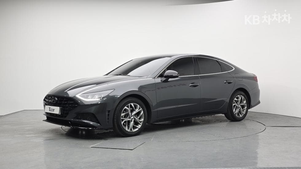 Hyundai Sonata (DN8) 2.0 Premium Plus - Image 1