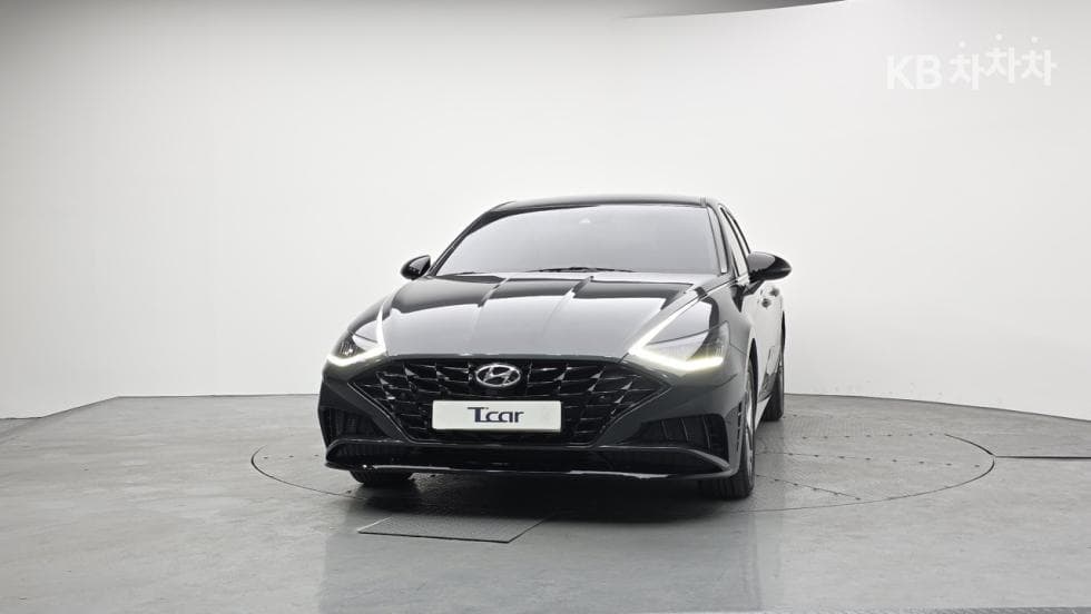 Hyundai Sonata (DN8)2.0 Premium Plus - 3