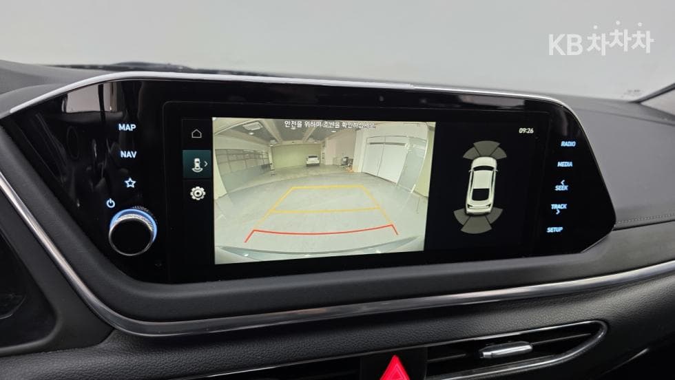 Hyundai Sonata (DN8)2.0 Premium Plus - 18