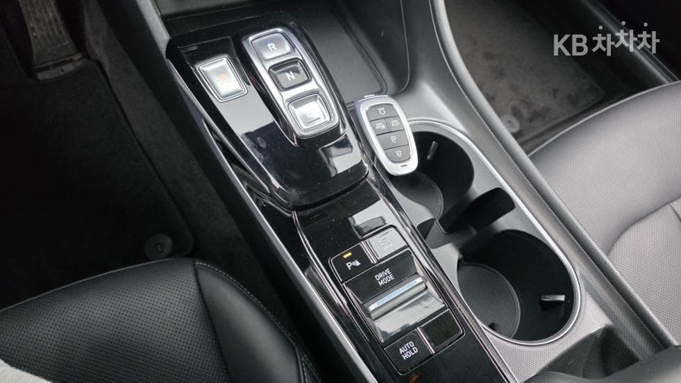 Hyundai Sonata (DN8)2.0 Premium Plus - 19