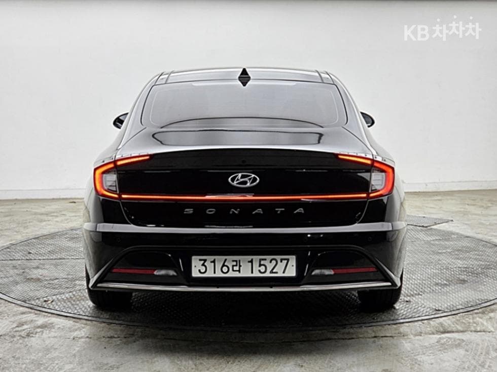 Hyundai Sonata Hybrid (DN8)2.0 Hybrid Premium Plus - 4