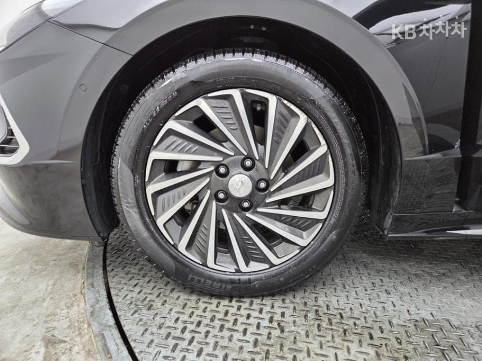 Hyundai Sonata Hybrid (DN8)2.0 Hybrid Premium Plus - 5