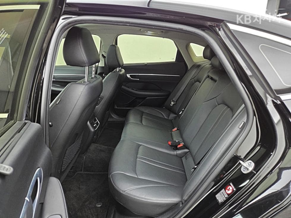 Hyundai Sonata Hybrid (DN8)2.0 Hybrid Premium Plus - 12