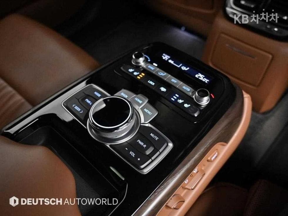 Дженезис G903.8 GDi AWD Премиум Люкс - 16