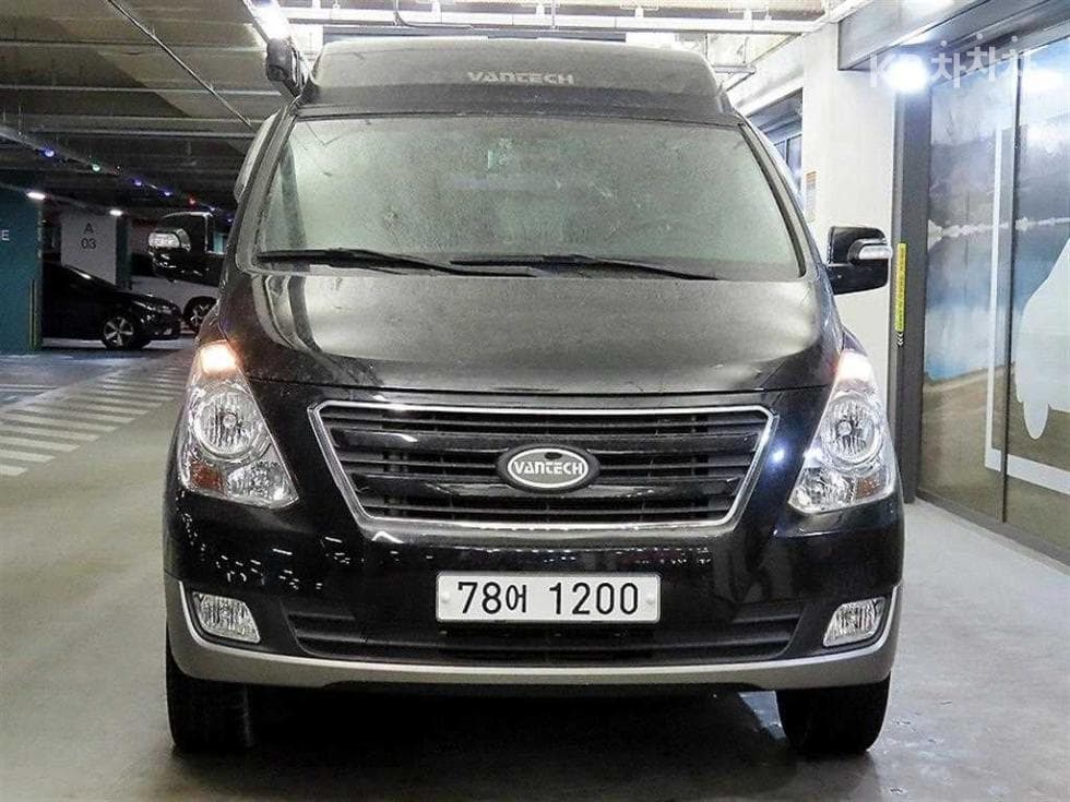 Hyundai Grand StarexCamper / Camping car - 2