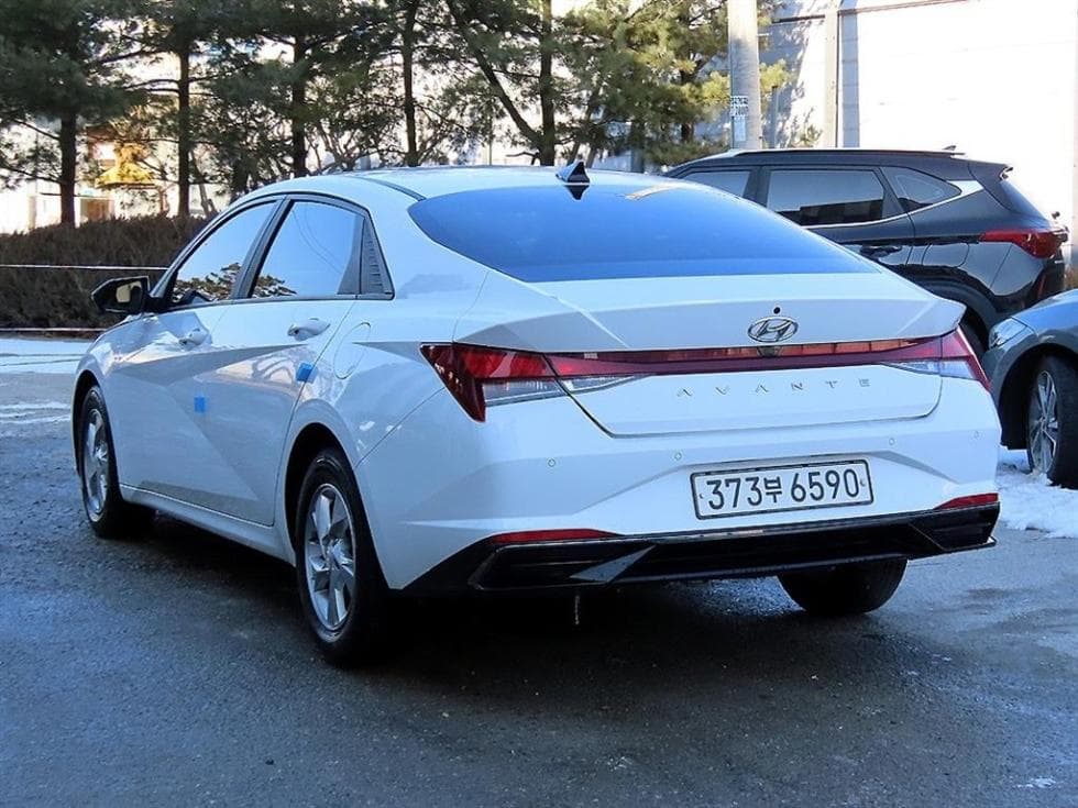 Hyundai All New Avante (Elantra)(CN7)1.6 Gasoline Modern - 3