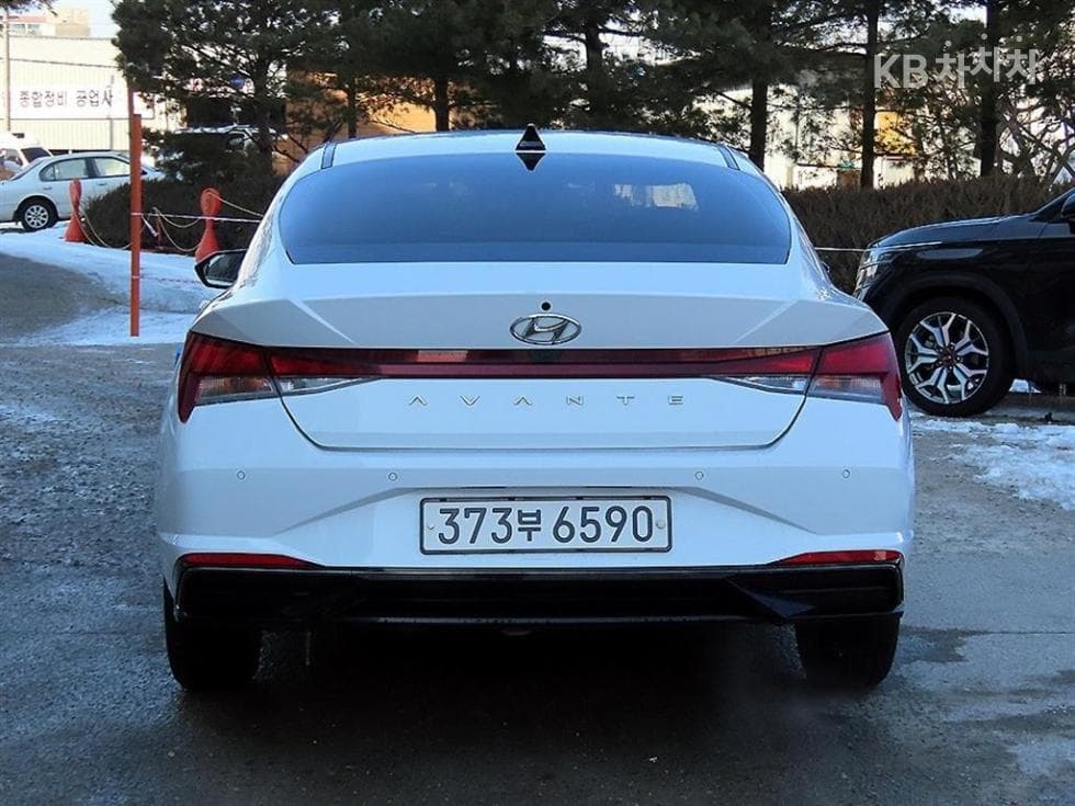 Hyundai All New Avante (Elantra)(CN7)1.6 Gasoline Modern - 4