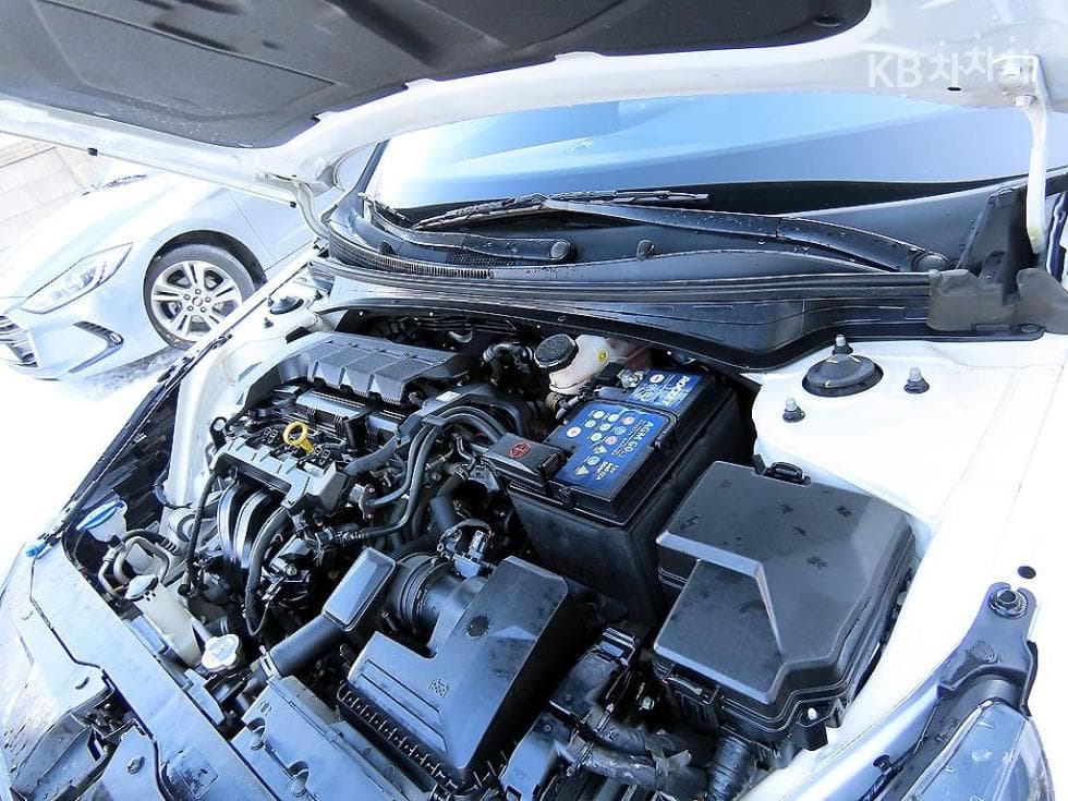 Hyundai All New Avante (Elantra)(CN7)1.6 Gasoline Modern - 17