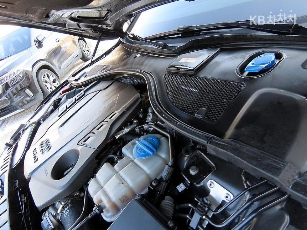 Audi A750 Turbo Diesel Injection 콰트로 Premium 4G - 19