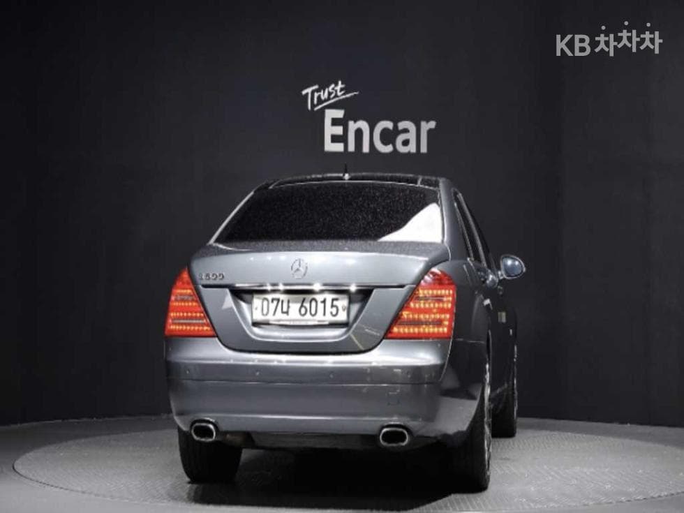 Mercedes-Benz New S-ClassS600L W221 - 4