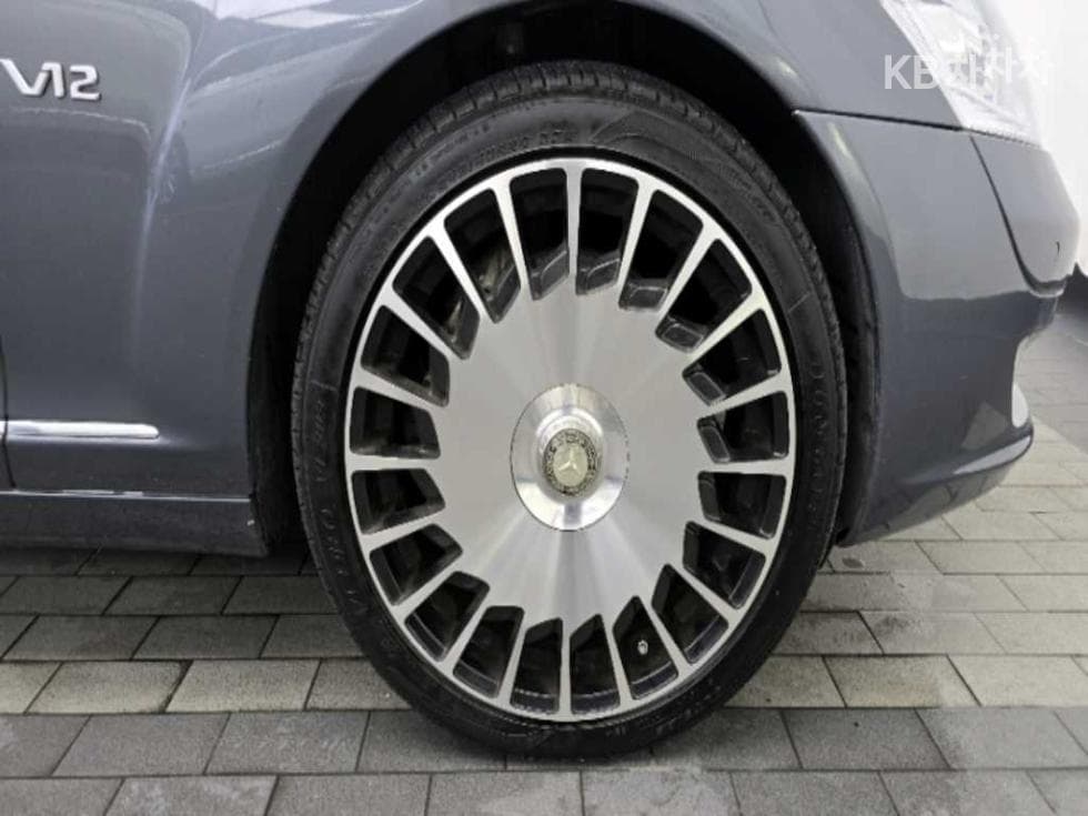 Mercedes-Benz New S-ClassS600L W221 - 19