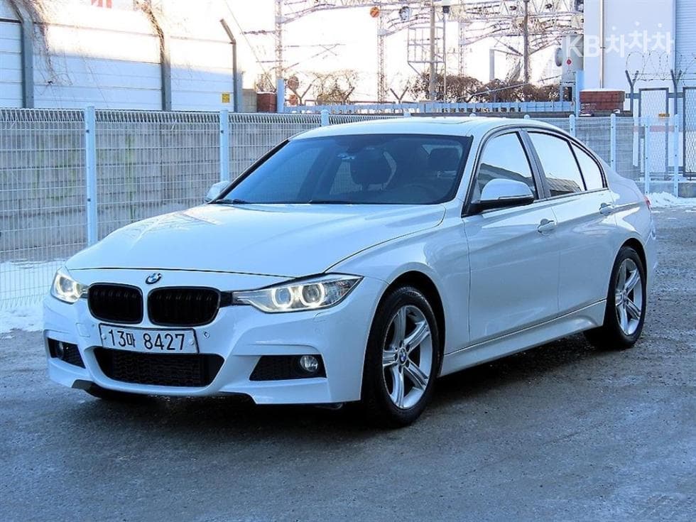 BMW New3 Series 320d F30(12~) - Image 1