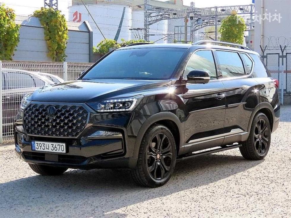 KG Mobility All New Rexton 2.2 4WD 더 블랙 - Image 1