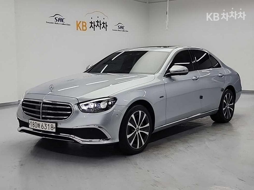 Mercedes-Benz E-Клас (W213) E300e 4MATIC Exclusive - Image 1