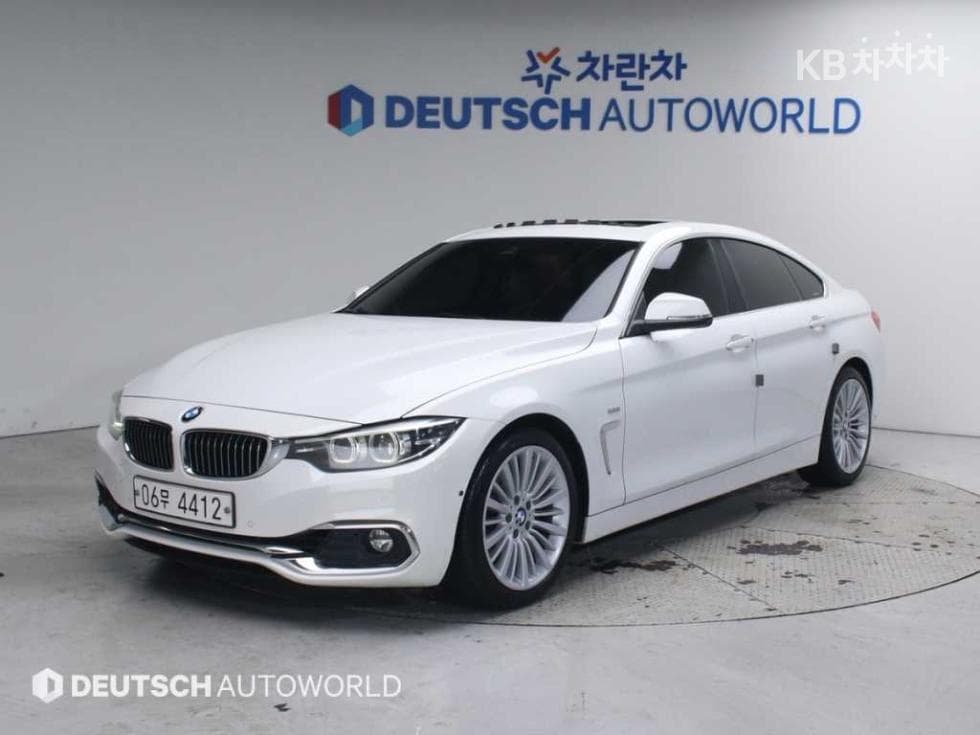 BMW 4시리즈 (F32)420i 그란Купе Лукс 라Местен F36