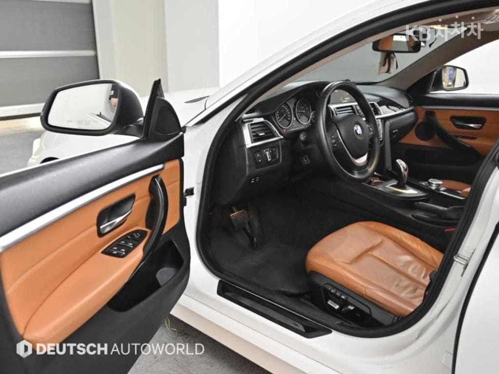 BMW 4시리즈 (F32)420i 그란Купе Лукс 라Местен F36 - 11
