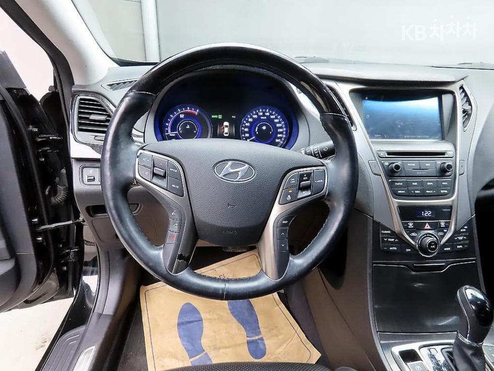 Хюндай Grandeur (Azera) ХибридPremium - 9