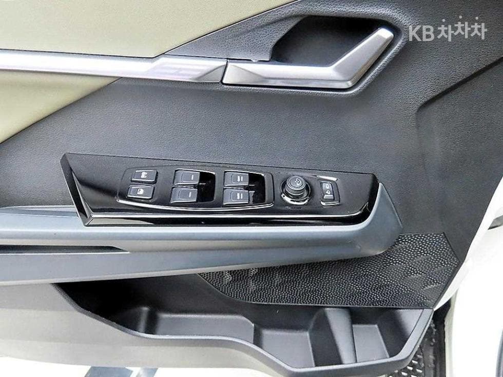 КейДжи Мобилити 토레스(J100)1.5 GDI Турбо T7 - 11
