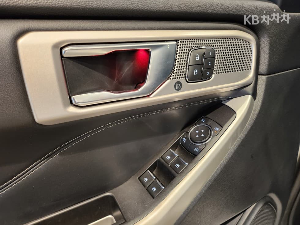 Форд Експлорер(6세대)Бензин Турбо 2.3 AWD Limited - 23